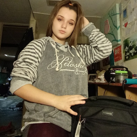 Meet your Posher, Chloe - Picture 1 of 1